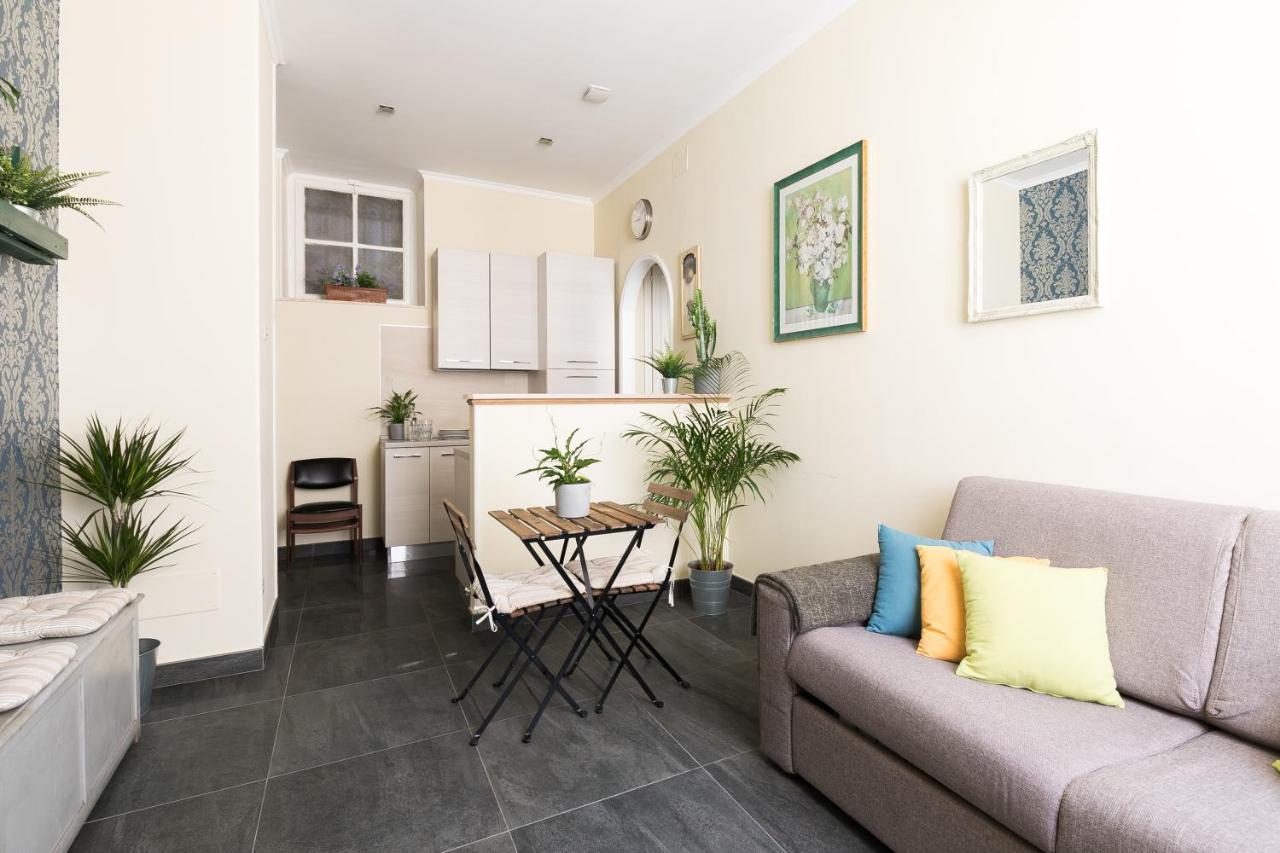 Tevere Rome Apartments Bagian luar foto